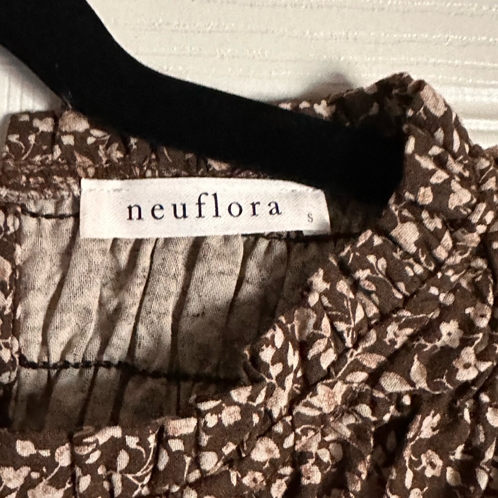 Neuflora Evangeline Top - Picture 8 of 8